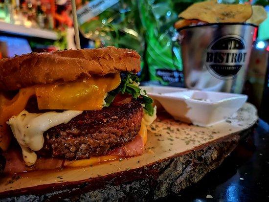 Go Healthy & Cocktail Bar